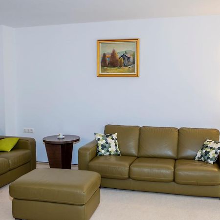 Zărneşti Hotel La Dolce Vita חדר תמונה