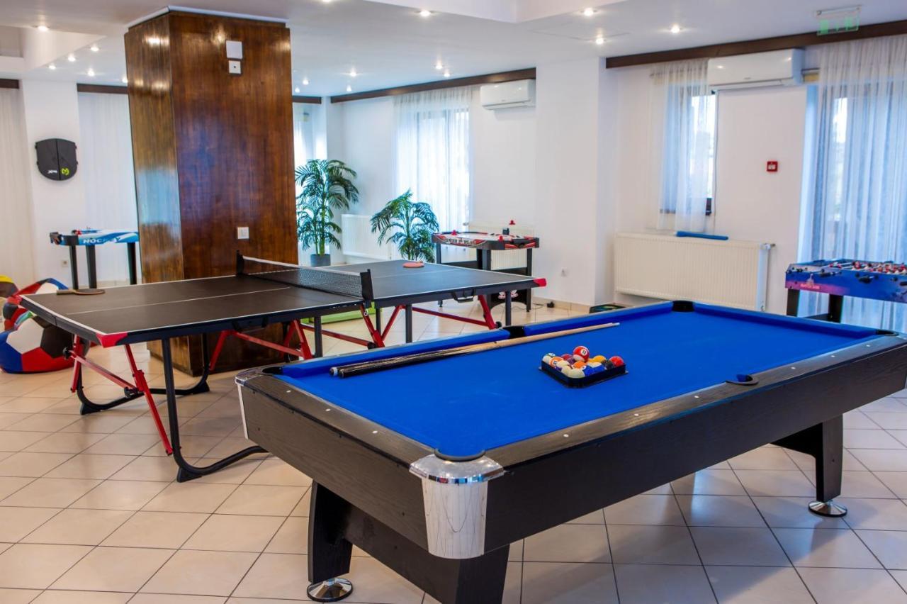 Zărneşti Hotel La Dolce Vita מראה חיצוני תמונה